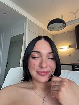 LucyHotty  online show from 04-14-26, 10:09