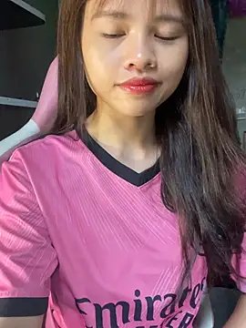 Snapshot of mayha11 chatting on 06-02-26, 01:27 mayha11 online show from 06-02-26, 01:27