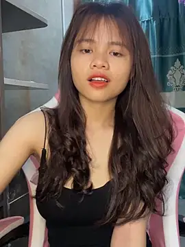 Snapshot of mayha11 chatting on 05-10-26, 01:20 mayha11 online show from 05-10-26, 01:20