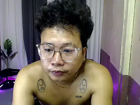 Soctober online show from 04-15-26, 05:02