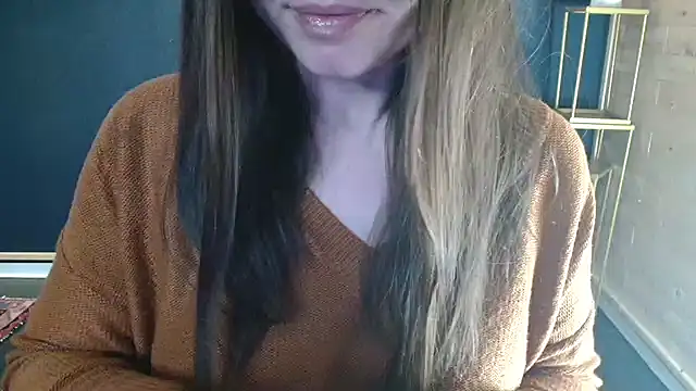 NicoleLove  online show from 05-22-26, 07:06