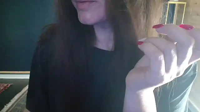 Snapshot of NicoleLove_ chatting on 06-03-26, 05:41 NicoleLove online show from 06-03-26, 05:41