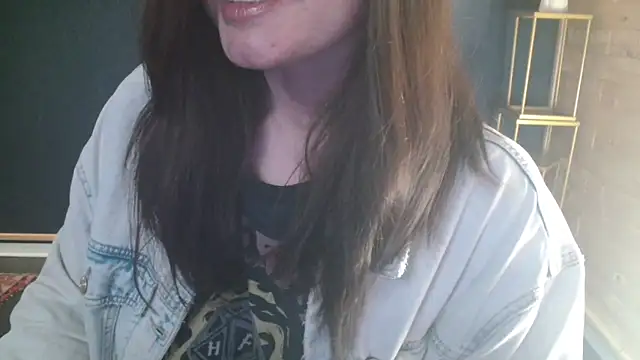 NicoleLove  online show from 04-21-26, 07:48