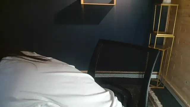 NicoleLove  online show from 05-24-26, 04:07
