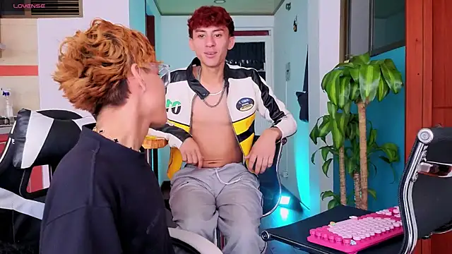 Ryan y tony online show from 04-09-26, 06:47