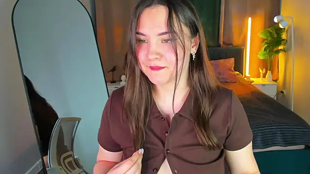 Snapshot of Nelie_Evans chatting on 06-11-26, 05:10 Nelie Evans online show from 06-11-26, 05:10