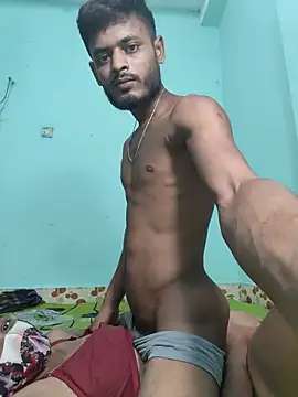 Snapshot of Hot-Couple4 chatting on 06-06-26, 06:57 Hot-Couple4 online show from 06-06-26, 06:57