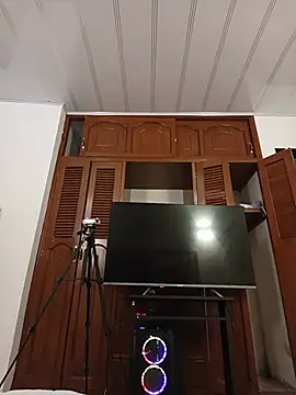 AliceScoot  online show from 05-23-26, 06:18
