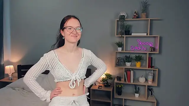 ErmaCurlis online show from 04-18-26, 09:00