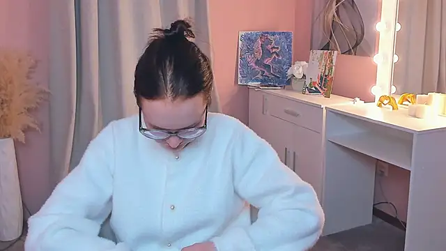 ErmaCurlis online show from 04-10-26, 11:17