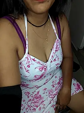 Tamilmoon006 online show from 07-11-26, 06:03