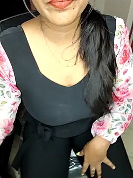 Tamilmoon006 online show from 06-10-26, 04:57