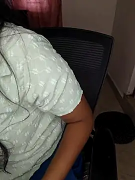 Tamilmoon006 online show from 07-16-26, 03:47