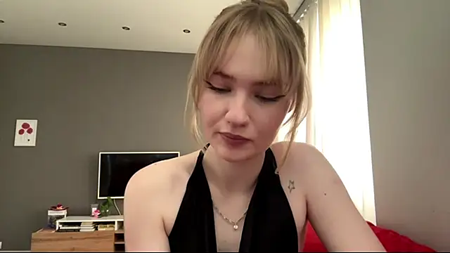Snapshot of PlasaRima chatting on 06-20-26, 11:10 PlasaRima online show from 06-20-26, 11:10