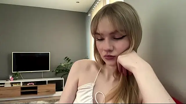 Snapshot of PlasaRima chatting on 06-21-26, 11:10 PlasaRima online show from 06-21-26, 11:10