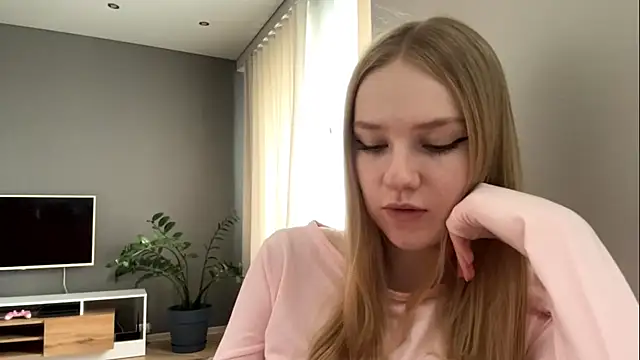Snapshot of PlasaRima chatting on 06-12-26, 11:13 PlasaRima online show from 06-12-26, 11:13