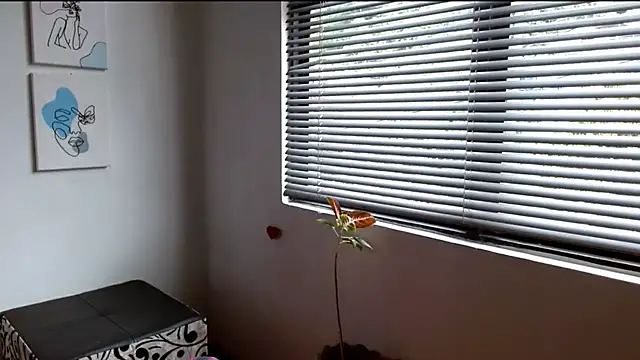 alisonnturbay online show from 05-29-26, 02:01