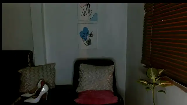 Snapshot of alisonnturbay chatting on 06-21-26, 03:23 alisonnturbay online show from 06-21-26, 03:23