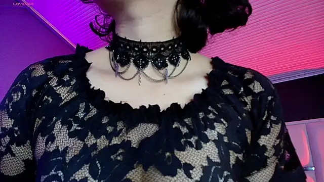 BadEmyXO online show from 06-03-26, 04:13