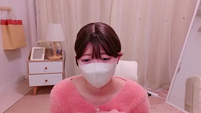 Snapshot of SERIpon_ chatting on 04-25-26, 10:29 SERIpon online show from 04-25-26, 10:29