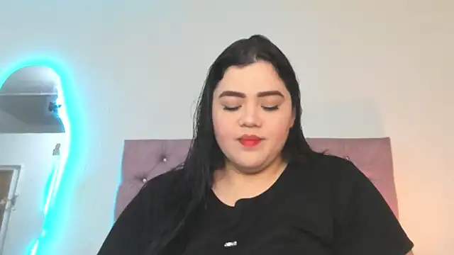 laurenlaine online show from 06-07-26, 02:22