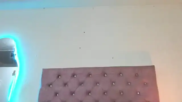 laurenlaine online show from 06-14-26, 03:24