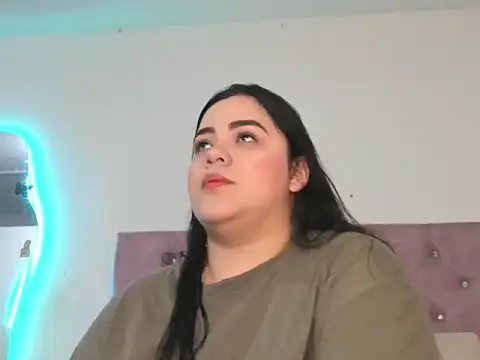 laurenlaine online show from 04-14-26, 02:00