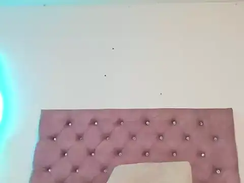 laurenlaine online show from 04-11-26, 04:10