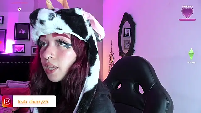Leah cherry online show from 05-17-26, 08:42