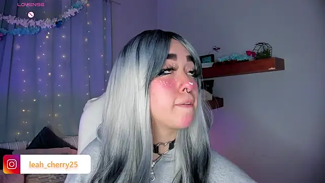 Leah cherry online show from 06-10-26, 05:52