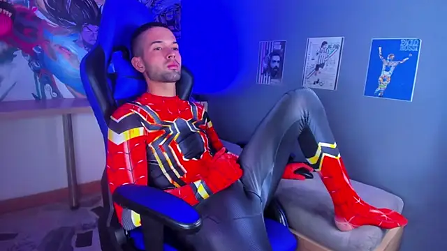 Snapshot of Ian_Valenti chatting on 04-13-26, 08:13 Ian Valenti online show from 04-13-26, 08:13