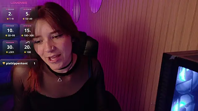 Emily Cherry  online show from 06-09-26, 04:19