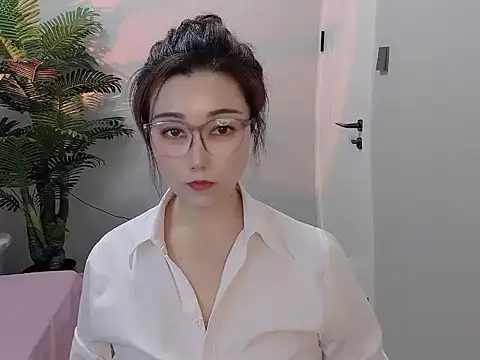Yunxi- online show from 04-21-26, 02:25