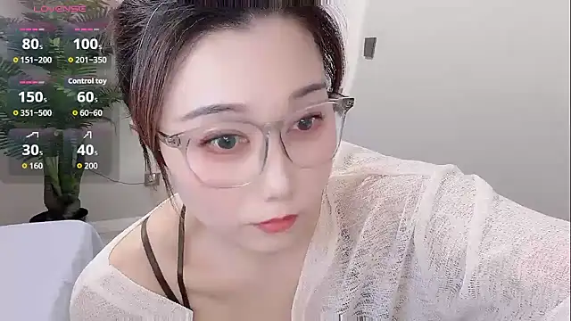 Yunxi- online show from 06-09-26, 02:07