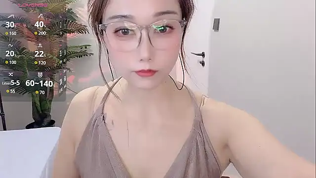 Yunxi- online show from 05-22-26, 03:21