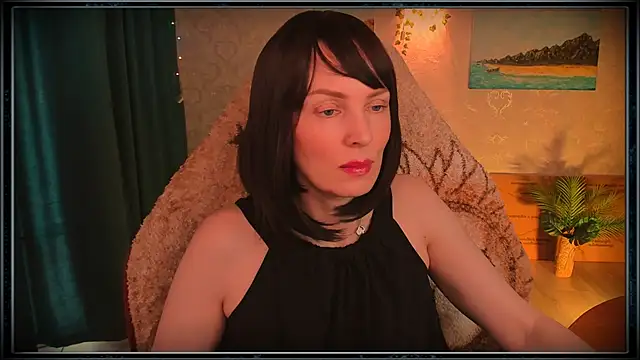 Snapshot of LanaRadiance chatting on 07-11-26, 03:45 LanaRadiance online show from 07-11-26, 03:45