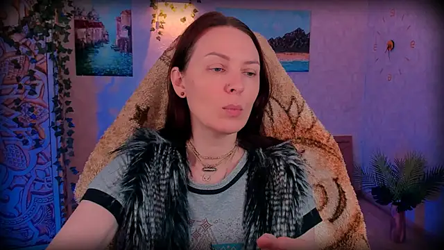 Snapshot of LanaRadiance chatting on 06-02-26, 01:33 LanaRadiance online show from 06-02-26, 01:33