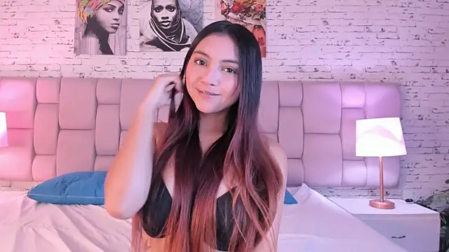 AshleeyRoberts online show from 04-27-26, 01:20