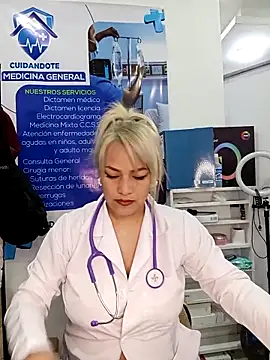 Snapshot of LUISA__07 chatting on 05-06-26, 12:53 LUISA 07 online show from 05-06-26, 12:53