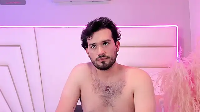 Snapshot of AdrianSith chatting on 04-12-26, 12:03 AdrianSith online show from 04-12-26, 12:03