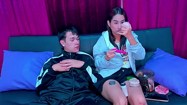 Snapshot of WhyNotDestroy chatting on 04-10-26, 04:30 WhyNotDestroy online show from 04-10-26, 04:30