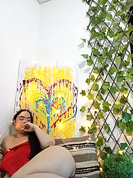 Snapshot of TrixieRosse chatting on 04-11-26, 07:45 TrixieRosse online show from 04-11-26, 07:45