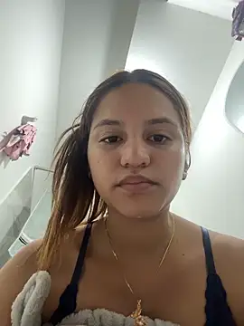 Snapshot of ViankaRose chatting on 05-12-26, 09:48 ViankaRose online show from 05-12-26, 09:48