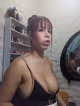Snapshot of Samiragrey chatting on 06-12-26, 03:54 Samiragrey online show from 06-12-26, 03:54