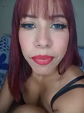 Snapshot of Samiragrey chatting on 06-10-26, 12:01 Samiragrey online show from 06-10-26, 12:01