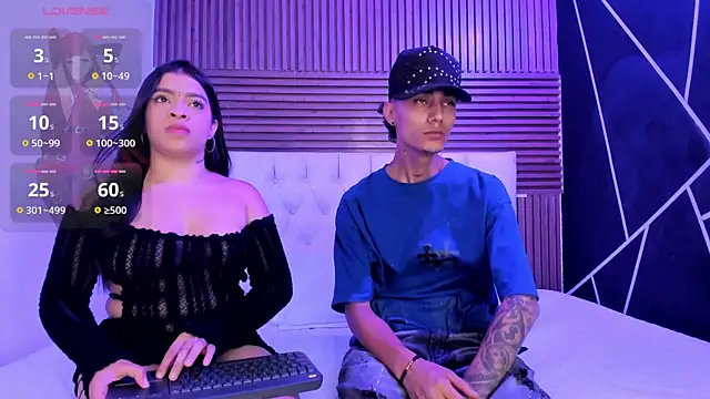 Andrewandlizzy online show from 04-10-26, 05:14