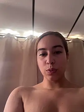 Aitana Lux online show from 04-14-26, 07:08