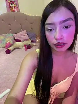 Snapshot of Miakittyyy chatting on 04-22-26, 02:13 Miakittyyy online show from 04-22-26, 02:13
