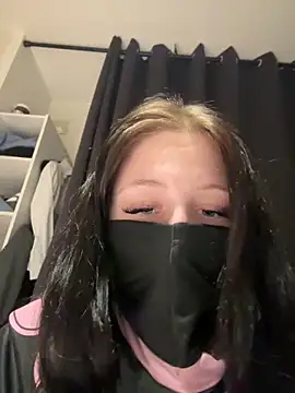 groslolo67 online show from 04-13-26, 06:34