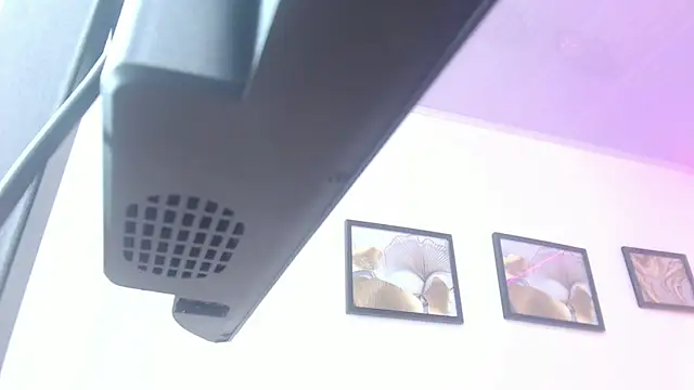 MoonBlue95 online show from 05-09-26, 10:02